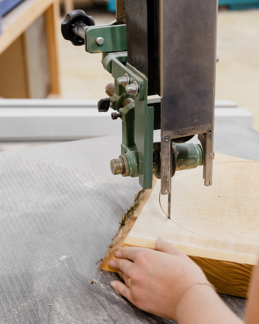 Les essences de bois utilisées dans nos créations : Caractéristiques et bienfaits