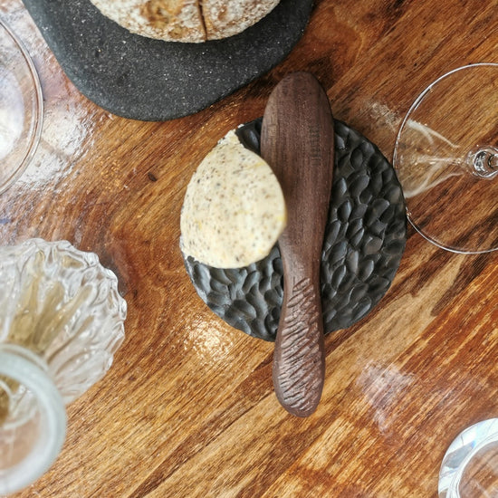 couteau à beurre en bois sur mesure pour restaurant de luxe 