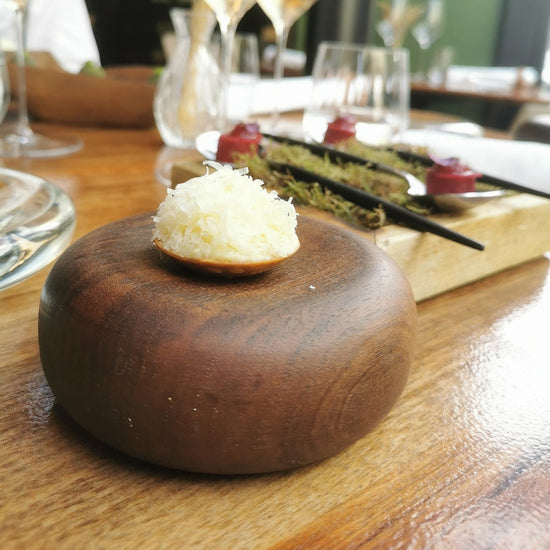 vaisselle sur mesure en bois pour les restaurants gastronomique